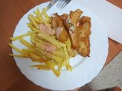 Una foto de gallo frito
