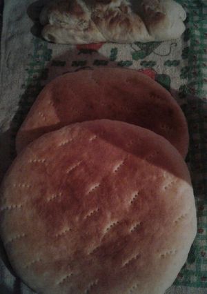 Una foto de Pan casero para el mate!