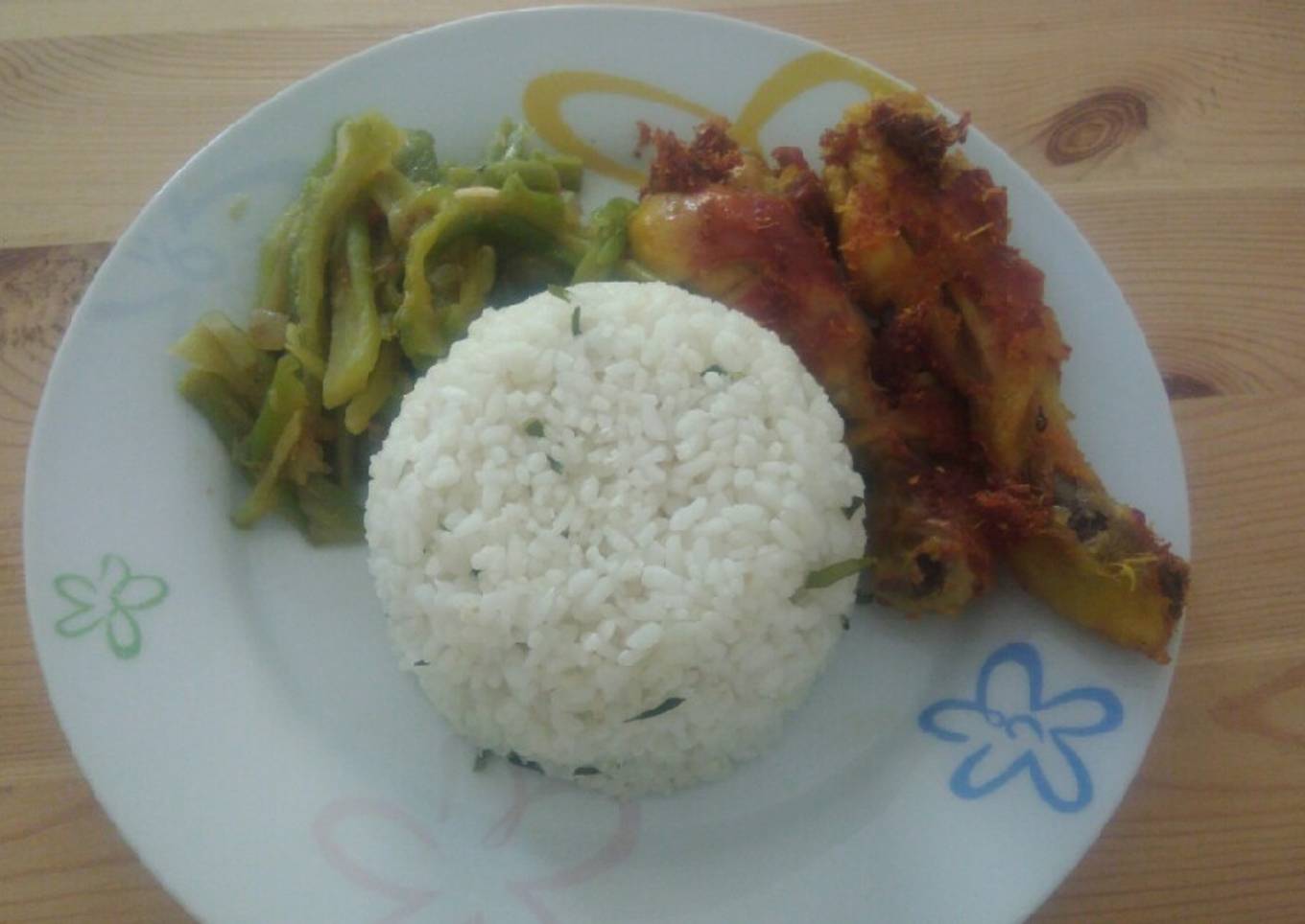 Nasi daun jeruk rice cooker