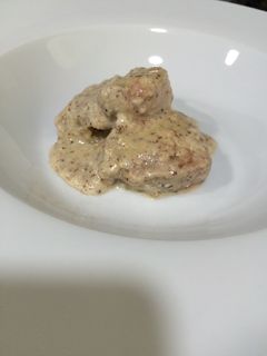 Una foto de Solomillo con salsa de almendras