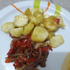 A picture of Sweet potatoes n source.