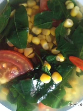 Cara Simple Menyiapkan Resep  Sayur bening daun katuk yang Menggugah Selera, Bikin Ketagihan