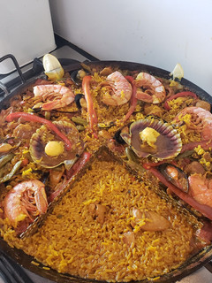 Una foto de Paella valenciana original