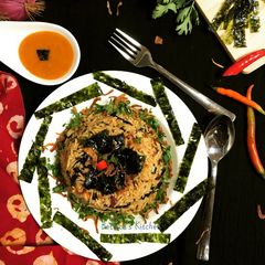 A picture of Seaweed Fried Rice.