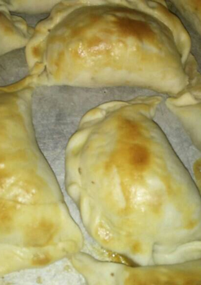 Una foto de Empanadas de pollo al horno