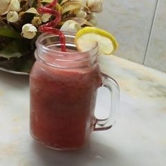 Watermelon lemonade A picture of Watermelon lemonade.