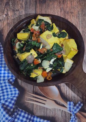 Foto resep Tumis Tahu Daun Saga