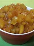 Chutney de mango con dátiles