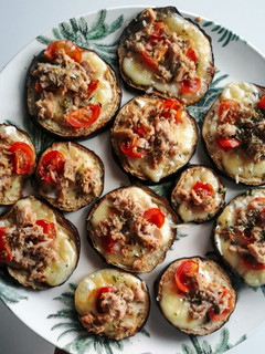 Una foto de Minipizzas de berenjena