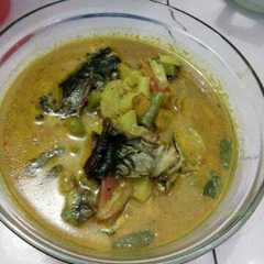Ikan asap kuah santan রেসিপির প্রধান ছবি