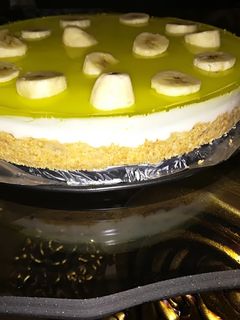 عکسی از دستور چیز کیک موزی🍴
