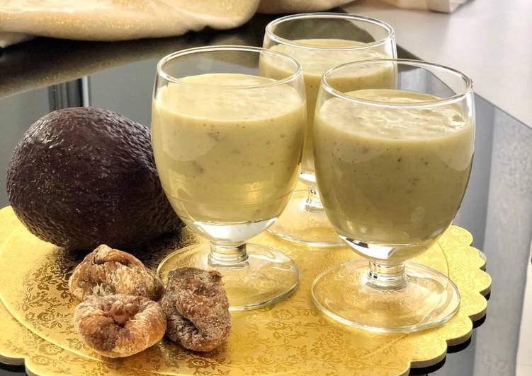 La Recette Pas à Pas Smoothie avocat et figues séchés