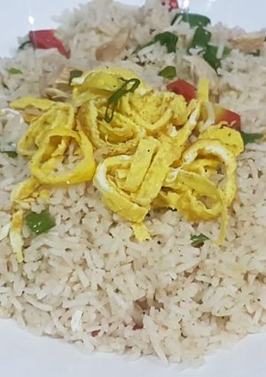 A picture of Chicken fried Rice.
