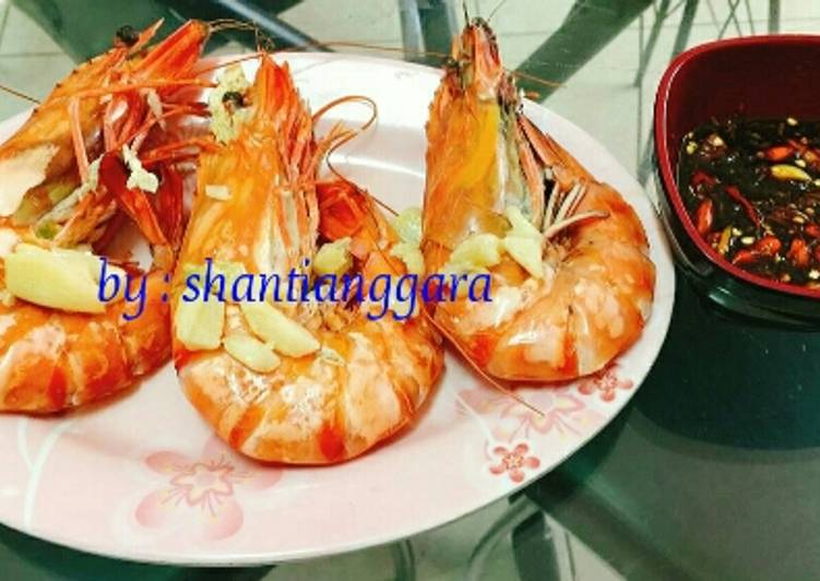 Udang windu kukus bawang putih...simpel and delicious