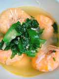 Canh tôm rau ngót cho bé