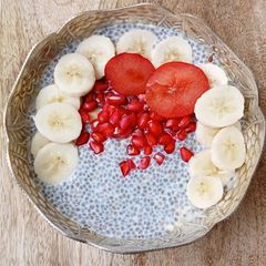 A picture of Chia Seeds and Fruits Pudding.