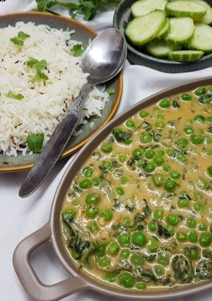 A picture of Matar Methi  Malai with Jeera Rice.