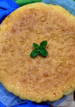 Foto di Drizzle Cake di farro al limone senza lattosio