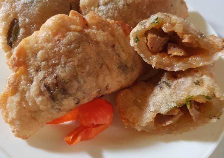 Cireng isi bakso