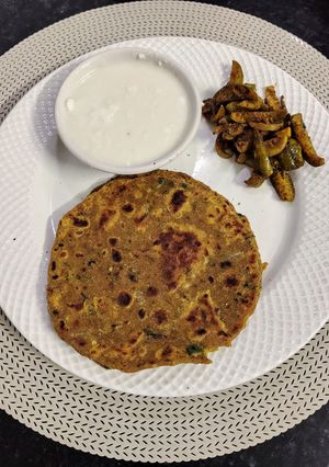 पुदीना पत्ता पराठा रेसिपी मुख्य फोटो