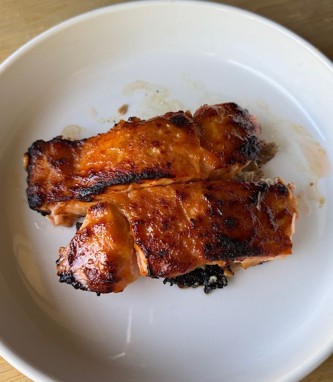 How Do You Cook Salmon in a Toaster Oven: Easy, Quick Guide