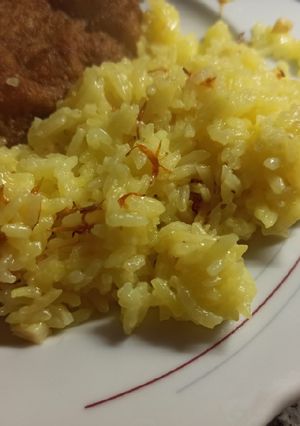 Una foto de Arroz con azafrán del país