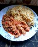 Spaghetti with sossi chunks