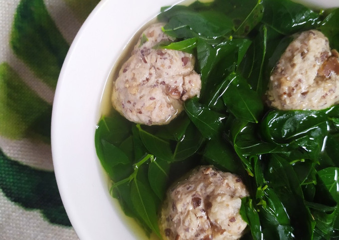 Cách Làm Món Canh Rau Ngót Nấu Mọc Healthy của Anna Lei - Cookpad
