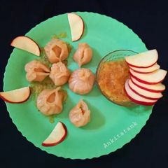 A picture of Apple Momos.