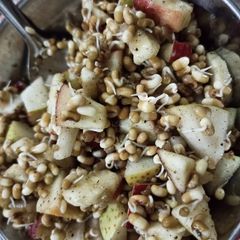 A picture of Sprouts.
