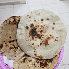 A picture of Roti.