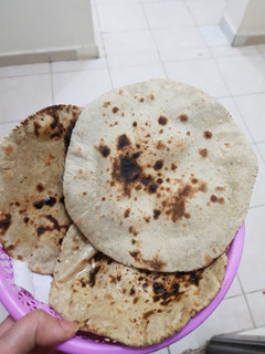 A picture of Roti.