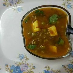 Matar paneer A picture of Matar paneer.