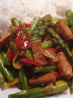 Foto resep Tumis asparagus tahu