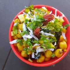 A picture of Chana Sundal.