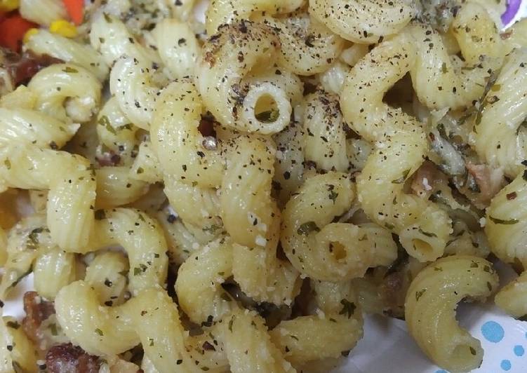 How to Make Favorite Cacio e Pepe Con Bacon, Cheese and Pepper with Bacon