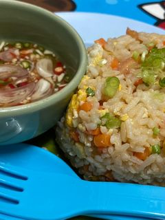 รูปของ ข้าวผัดไข่ 🐣