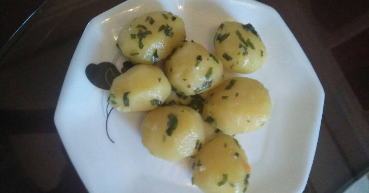 Buttered Coriander potatoes Recipe by Tina Cookpad