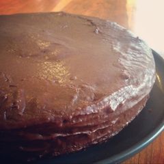 A picture of Sacher Torte.