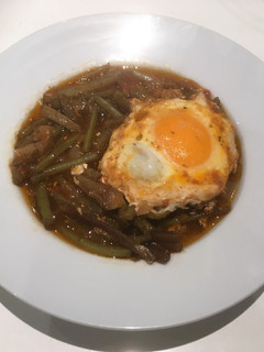Una foto de Guiso de tagarninas con huevo