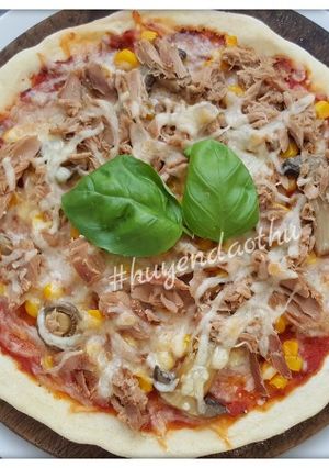 Hình của món Pizza cá ngừ.