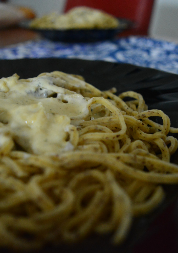 Una foto de Tallarines de trufa con salsa de queso roquefort