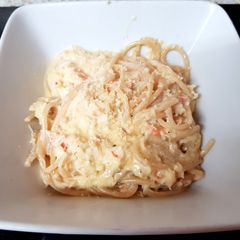A picture of My Crab Alfredo with spaghetti (had no linguine pasta) 😉.