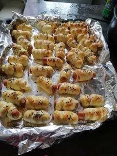 A picture of Mini Sausage Bread.