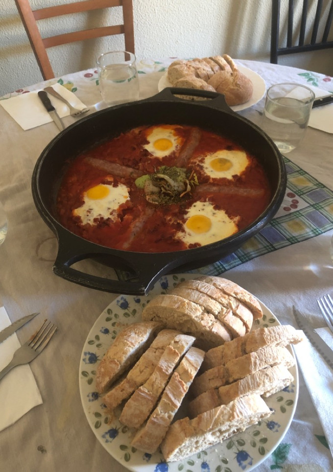 Una foto de 125. Huevos al plato (principal carne)