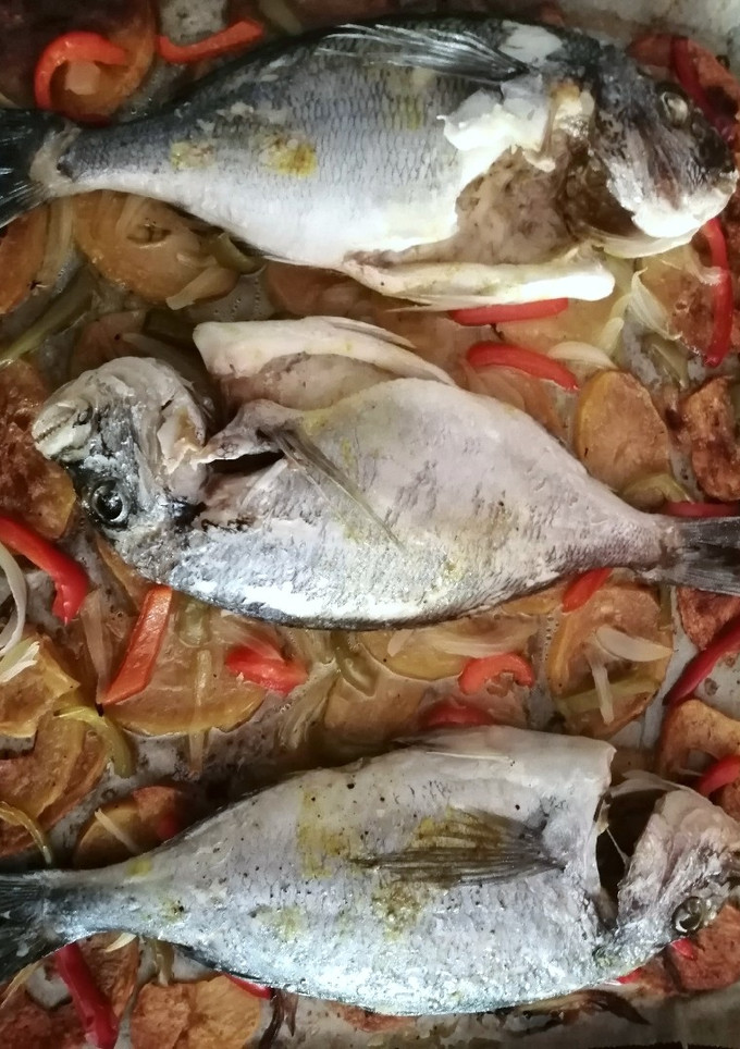 Una foto de Dorada al horno