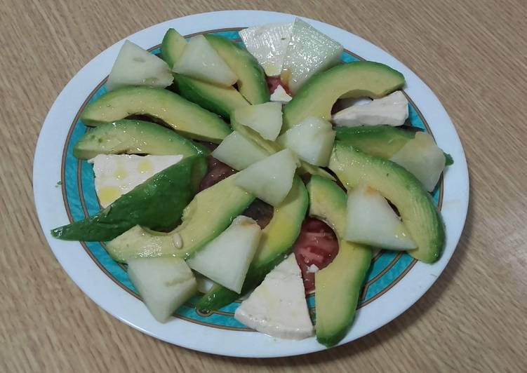 Ensalada de melón y aguacate