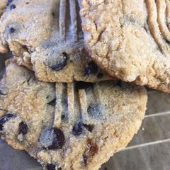 A picture of Keto Peanut Butter Cookies.