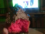 Cupcakes de color y crema chantilly de chocolate 