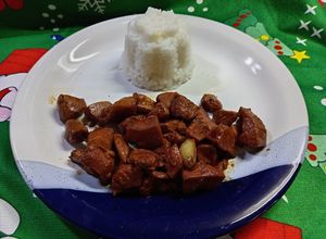 Una foto de Pollo Adobo Filipino🇵🇭(un plato con historia familiar)